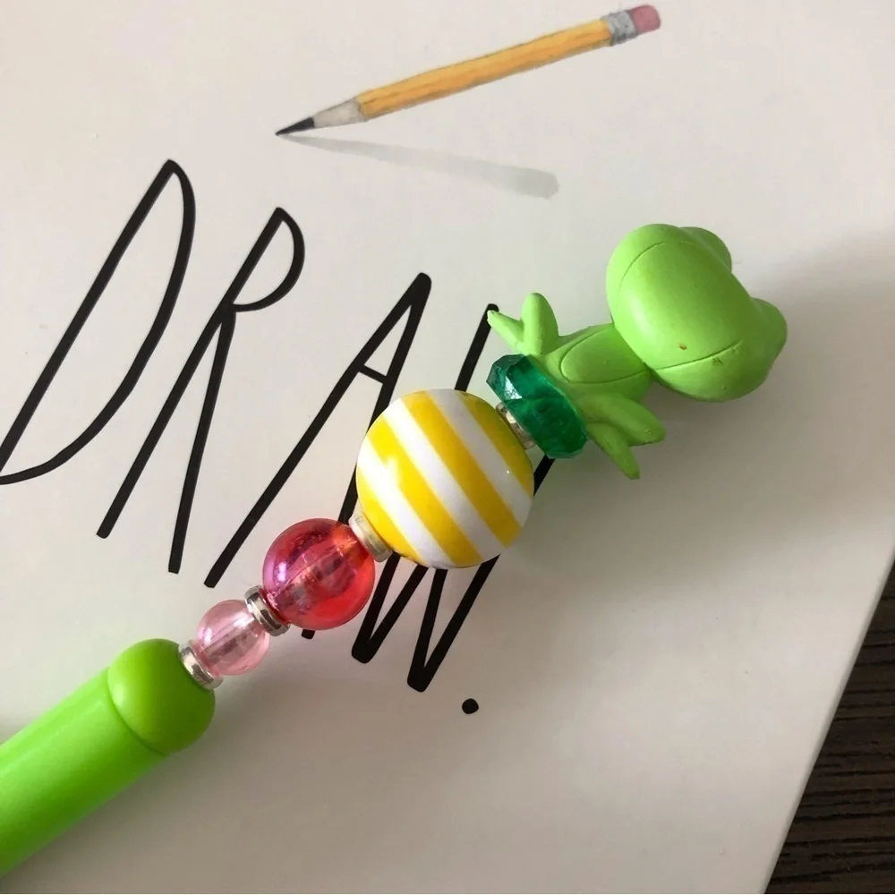 Disney doorables: The Princess and The Frog: Tiana as frog handmade beaded pen